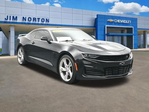 Mosaic Black Metallic 2019 Chevrolet Camaro 1SS