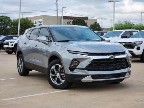 Sterling Gray Metallic 2026 Chevrolet Blazer 2LT