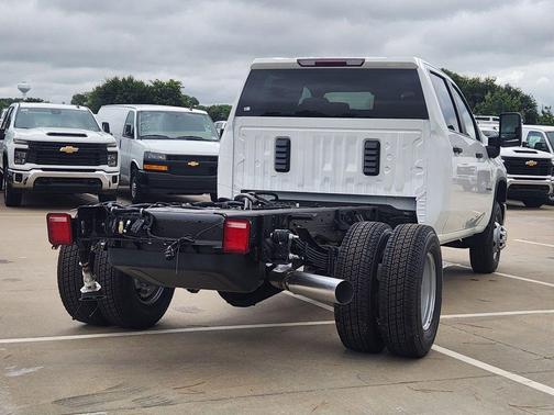 2025 Chevrolet Silverado 3500 WT