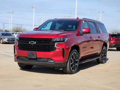 Radiant Red Tintcoat 2024 Chevrolet Suburban RST