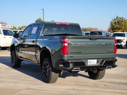 2026 Chevrolet Silverado 1500 Custom Trail Boss