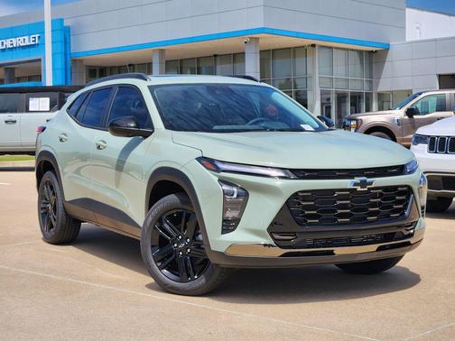 Cacti Green 2026 Chevrolet Trax FWD ACTIV