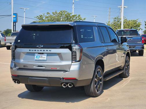 2026 Chevrolet Suburban RST