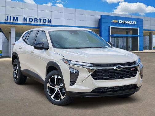 Summit White 2026 Chevrolet Trax FWD 1RS