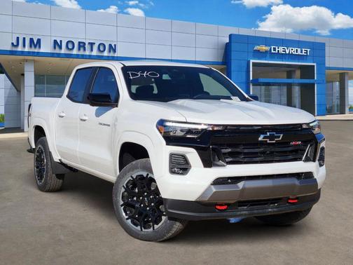 Summit White 2026 Chevrolet Colorado Z71