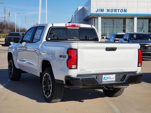 Summit White 2026 Chevrolet Colorado Z71
