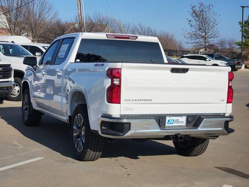 Summit White 2026 Chevrolet Silverado 1500 LT