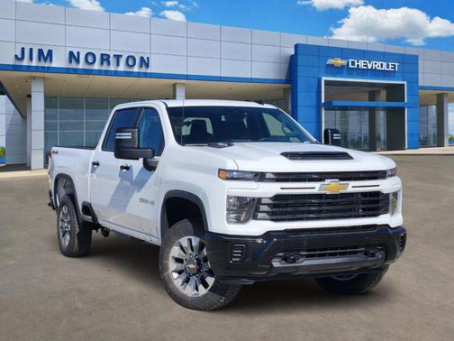 2026 Chevrolet Silverado 2500 Custom