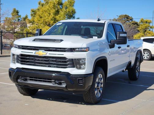 2026 Chevrolet Silverado 2500 Custom