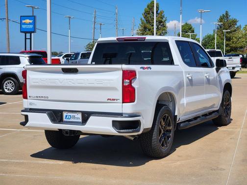 Summit White 2026 Chevrolet Silverado 1500 RST