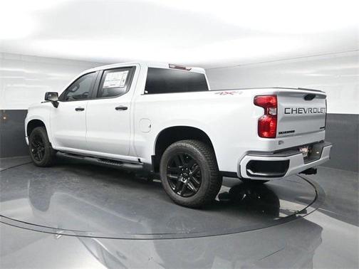 2025 Chevrolet Silverado 1500 Custom