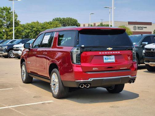 2025 Chevrolet Suburban Premier