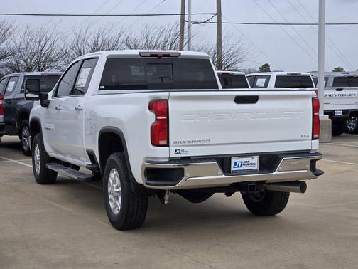 Summit White 2026 Chevrolet Silverado 2500 LTZ