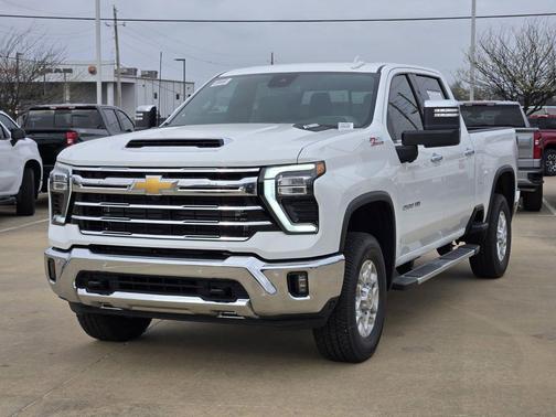 Summit White 2026 Chevrolet Silverado 2500 LTZ