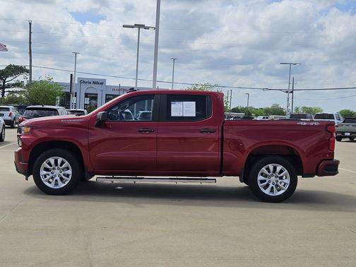 Cherry Red Tintcoat 2022 Chevrolet Silverado 1500 Limited Custom