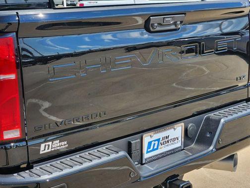 2025 Chevrolet Silverado 2500 LTZ