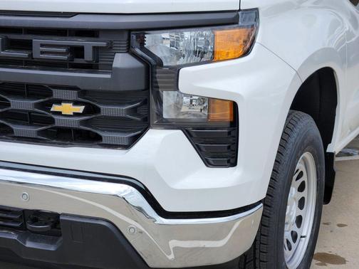 Summit White 2026 Chevrolet Silverado 1500 Base