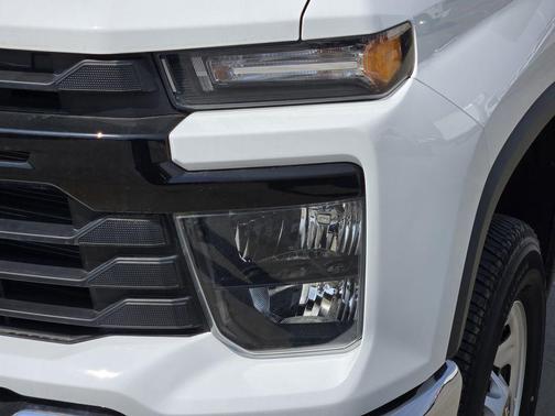Summit White 2024 Chevrolet Silverado 3500 WT
