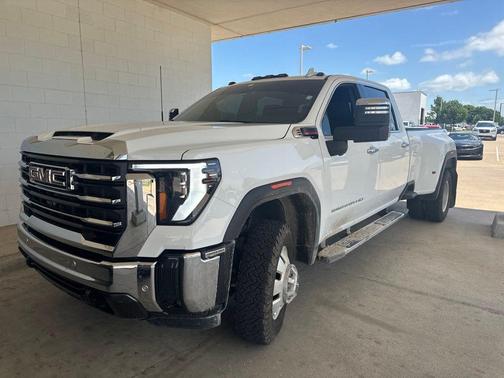 Summit White 2025 GMC Sierra 3500 SLT