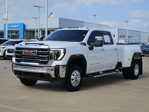 Summit White 2025 GMC Sierra 3500 SLT