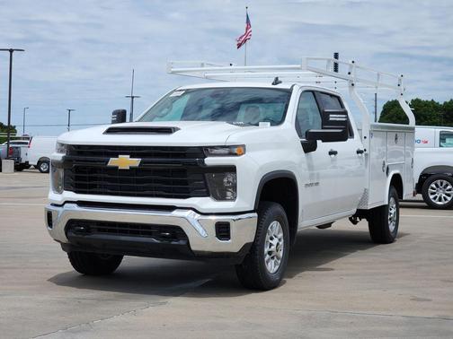 Summit White 2026 Chevrolet Silverado 2500 WT