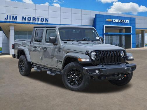Sting-Gray Clearcoat 2022 Jeep Gladiator Altitude 4x4