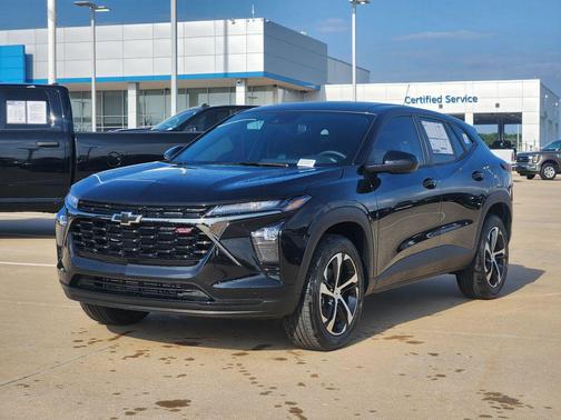 Black Metallic 2026 Chevrolet Trax FWD 1RS