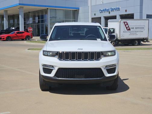 Bright White Clearcoat 2023 Jeep Grand Cherokee Limited