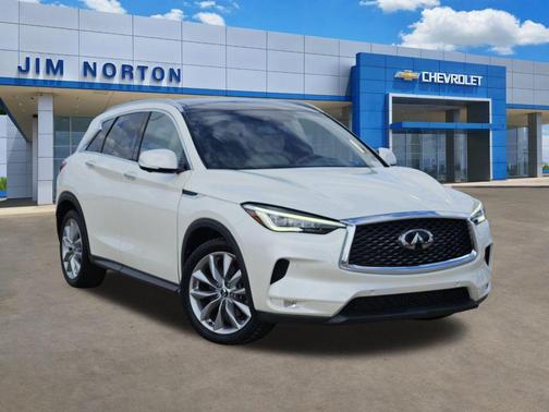Majestic White 2019 INFINITI QX50 ESSENTIAL