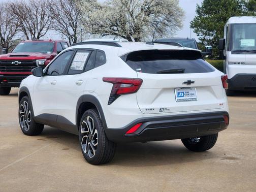 2026 Chevrolet Trax FWD 2RS