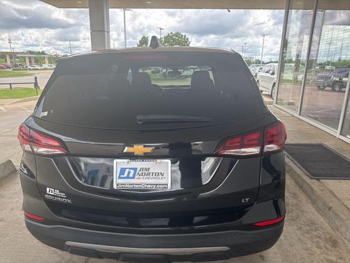 Mosaic Black Metallic 2022 Chevrolet Equinox 1LT