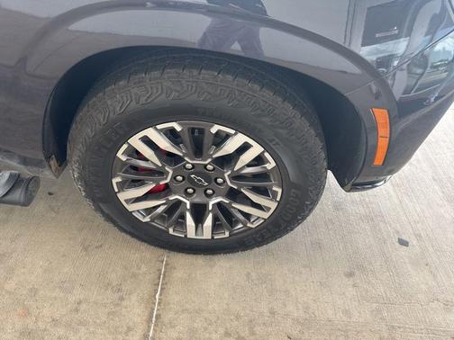 Dark Ash Metallic 2026 Chevrolet Tahoe 4WD Z71