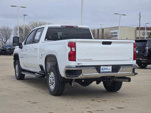 Summit White 2026 Chevrolet Silverado 2500 LT