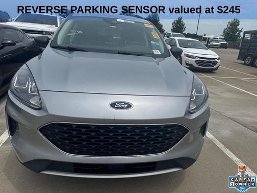 Silver Metallic 2022 Ford Escape SE