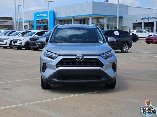 Silver Sky Metallic 2024 Toyota RAV4 XLE