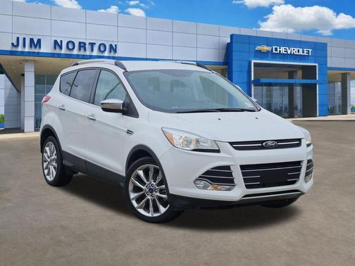 White 2015 Ford Escape SE