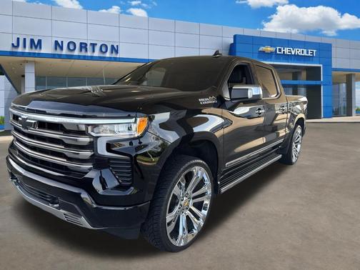 Black 2022 Chevrolet Silverado 1500 High Country