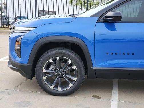 2026 Chevrolet Equinox FWD RS