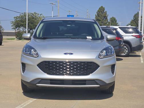 Ingot Silver 2020 Ford Escape SE