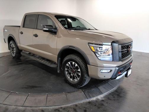 2023 Nissan Titan PRO-4X