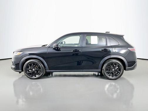 Crystal Black Pearl 2024 Honda HR-V Sport