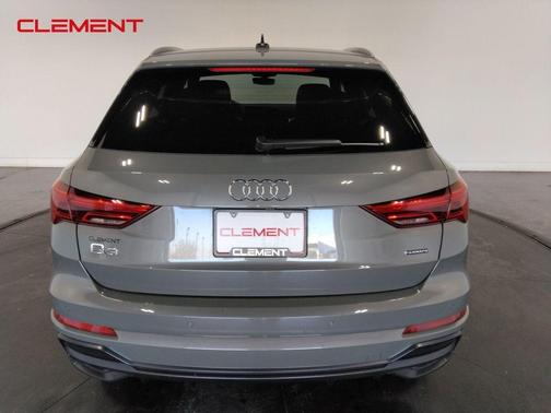 2021 Audi Q3 45 S line Premium