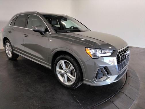 2021 Audi Q3 45 S line Premium