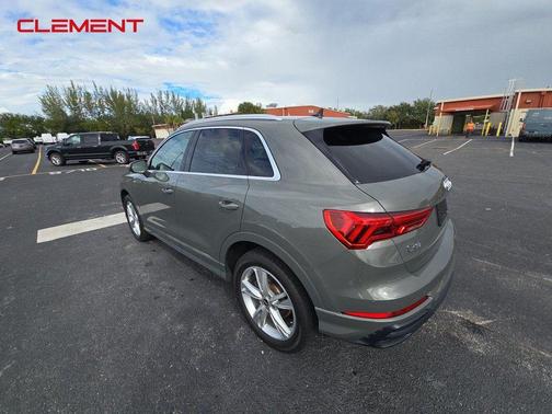 2021 Audi Q3 45 S line Premium