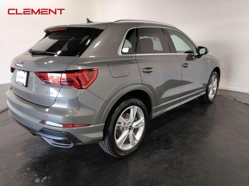 2021 Audi Q3 45 S line Premium