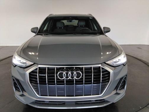 2021 Audi Q3 45 S line Premium