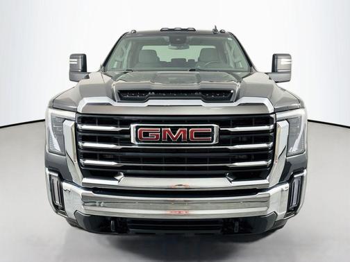 Onyx Black 2025 GMC Sierra 2500 SLE