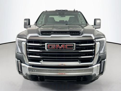 Onyx Black 2025 GMC Sierra 2500 SLE