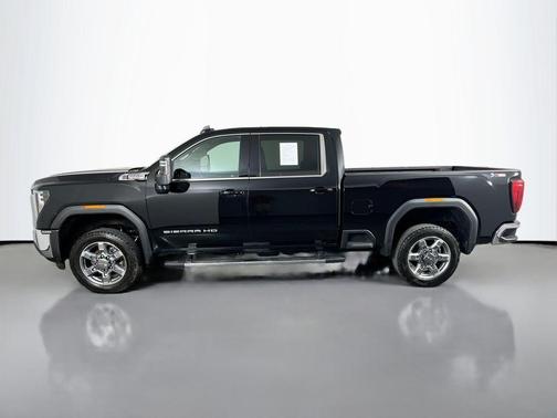 Onyx Black 2025 GMC Sierra 2500 SLE