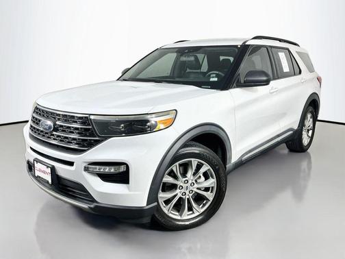 Oxford White 2020 Ford Explorer XLT